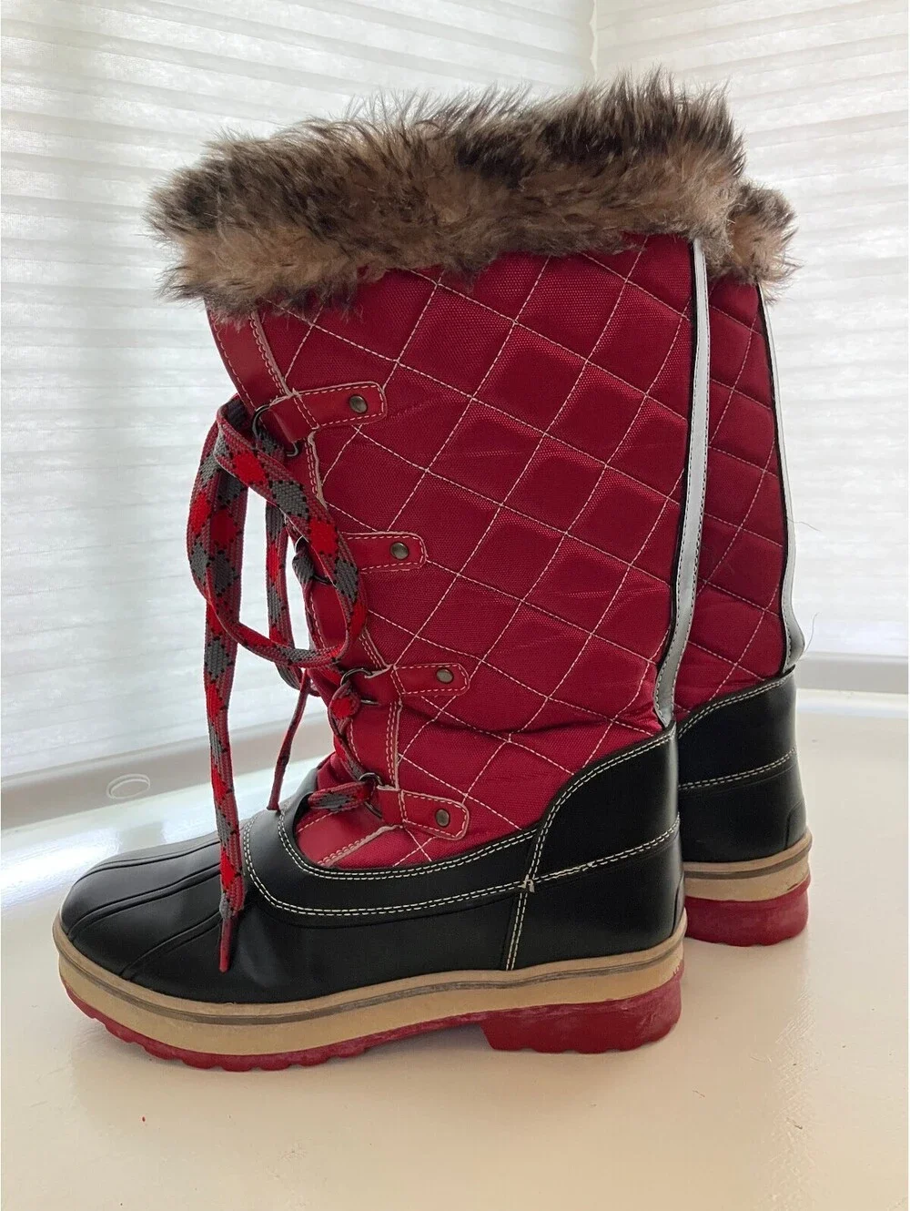 Storm by Cougar Winter Boots Womens 9 Red Duck Boot Faux Fur Waterproof